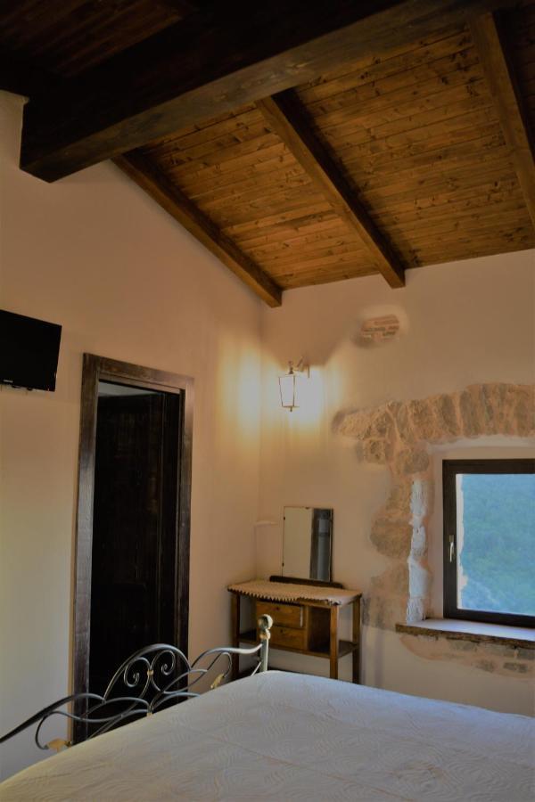 B&B Le Fate Sonnino Exterior photo