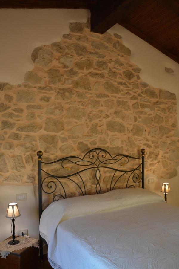 B&B Le Fate Sonnino Exterior photo